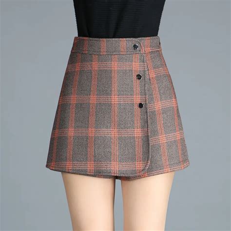 2017 Autumnandwinter Women Plaid Wool Divided Skirt Korean Fashion Sexy