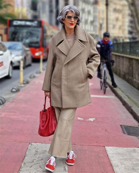 Chic Dressing Tips For Older Women Over 50 Stay Fashion Forward And Elegant