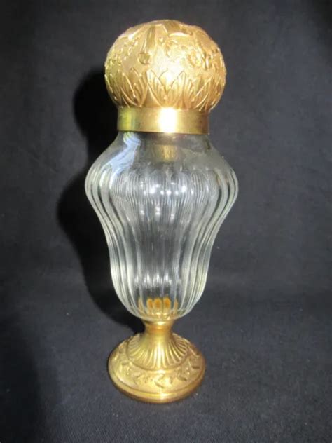 Ancien Rare Saupoudreuse Sucrier En Cristal Et Metal Dore Art Populaire