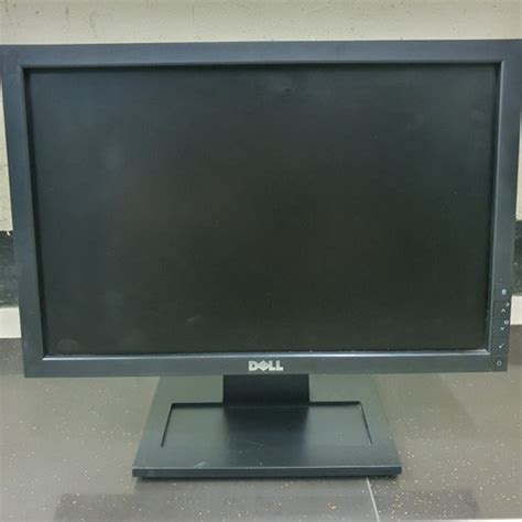 Jual MONITOR DELL 17 INCHI WIDE MULUS LIKE NEW LENGKAP KABEL BERGARANSI