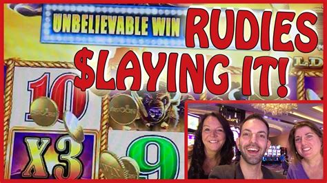 👫👬 Brian And His Rudies Laying It💰 Slot Machine Pokies W Brian