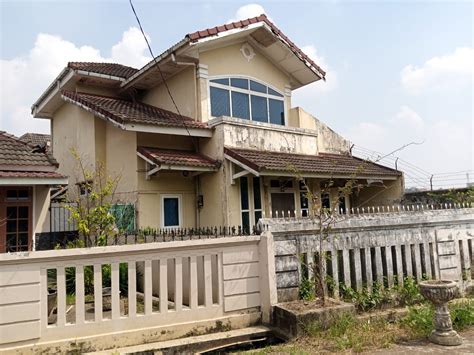 DIJUAL RUMAH JALAN SEBATOK TAMAN KENTEN PALEMBANG IN Come Realty