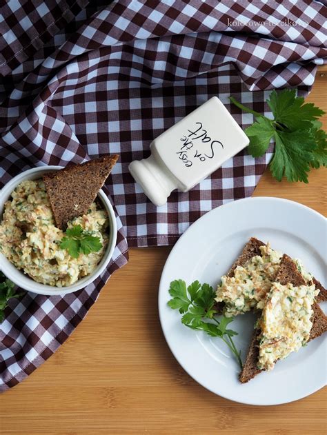 Pasta Jajeczna Z W Dzonym Ososiem Kolorowo Torcikowo