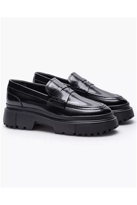 Hogan Mocassins Noirs En Cuir Glacé Avec Patte Et Plateau Surpiqué Pour Femme