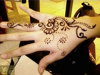 Cara Melukis Inai Yang Simple 30 Henna Tangan Simple Inspirasi Corak