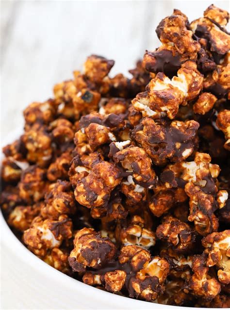 Vegan Popcorn with Caramel & Chocolate - A Virtual Vegan