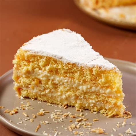 Torta Bem Casado De Coco Recheio De Beijinho Delivery Barra E