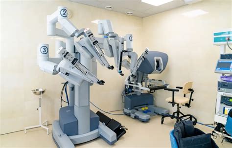 Intuitive Unveils Da Vinci 5 Surgical Robot Medical Academic