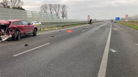 A Bij Steenbergen Weer Vrij Na Ongeval Met Vier Auto S Drie Gewonden