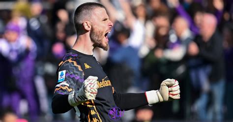 La Fiorentina annuncia un amichevole con il Manchester United, De Gea
