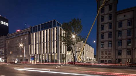 Nowogrodzka Square Office Building By Hra Architects Eco Buildings