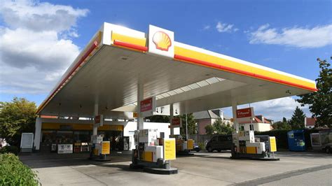 Shell Startet Den Bau Von E Ladestationen Auf Seinen Tankstellen