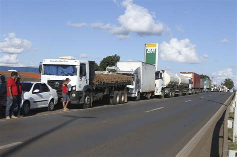 Paralyzed Brazil Enters Eighth Day As Hostage Of Truck Drivers Brazzil