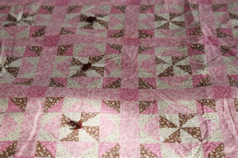 Vintage Mini Quilt Or Primitive Style Tablecloth Hand Tied Cheater