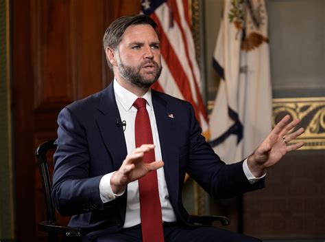 Watching Bev Vance work reveals her secret to community success 20