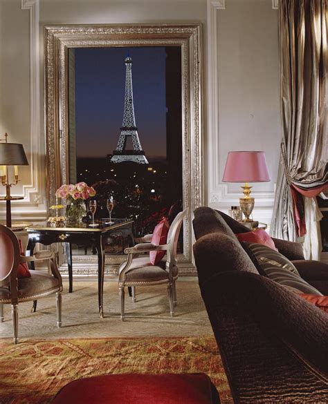 The Plaza Athenée: The Paris Grand Hotel With The Best Eiffel-Tower ...