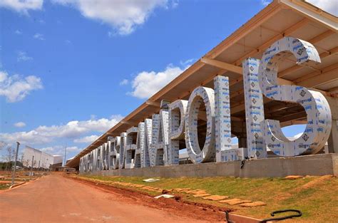 Governo Oficializa Retomada Das Obras Do Centro De Conven Es De