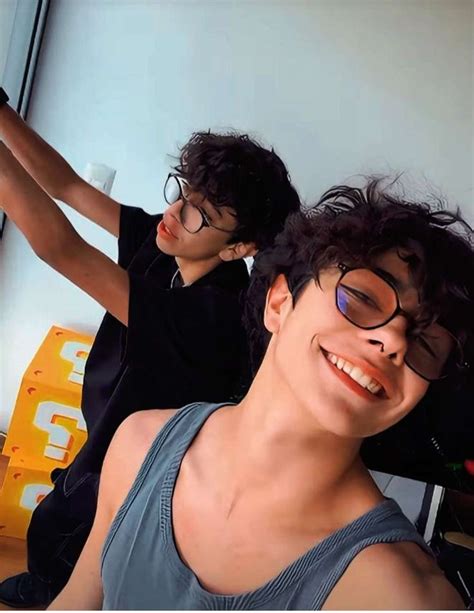 Lukas Y Carlitos Celebridades Bonitos Dosogas Fede Famosas Guapas