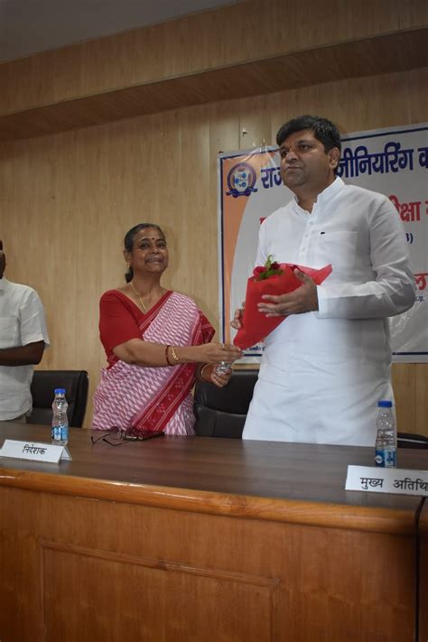 Hon. Mr. Ashish Patel, Technical Education Minister, UP Government ...