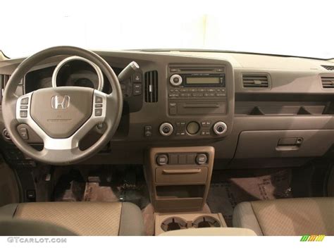 2007 Honda Ridgeline RTS Olive Dashboard Photo #77225195 | GTCarLot.com