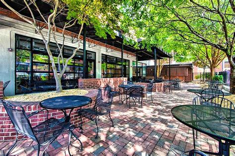 15 Of Downtown Raleighs Best Outdoor Restaurants Stealz Medium