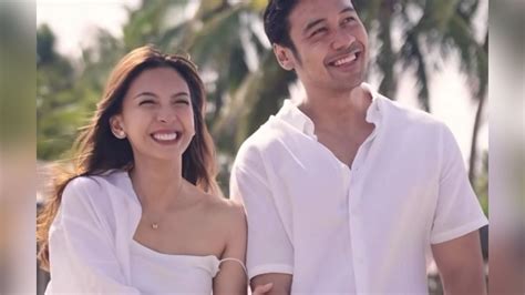 Alisia Rininta Dan Chicco Jerikho Mesra Di Pantai Bikin Heboh Netizen