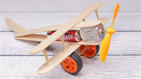 How To Build A Toy Airplane With Motor - ToyWalls