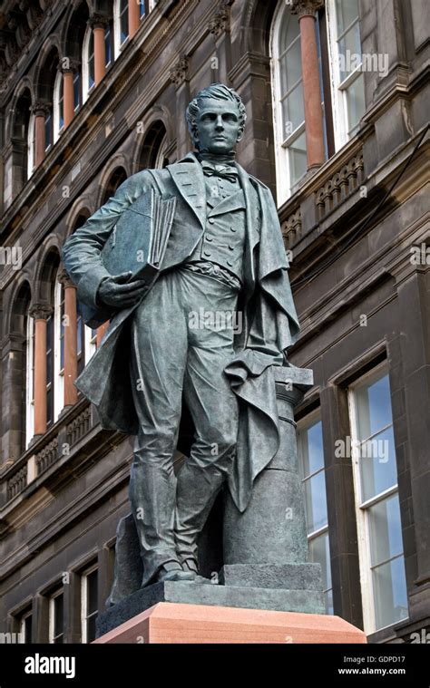 Statue De William Chambers Banque De Photographies Et Dimages à Haute