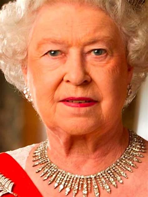 Rainha Elizabeth morreu hoje Príncipe Charles vira rei Charles III Fusne