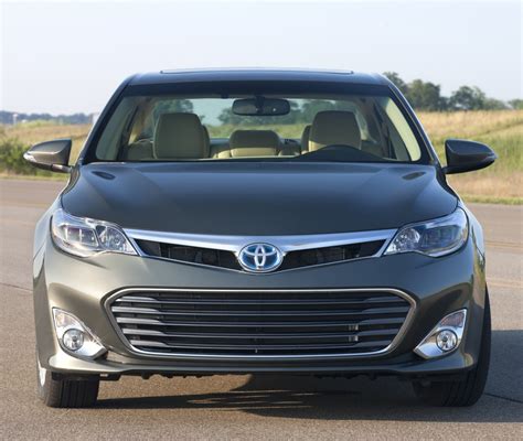 2014 Toyota Avalon Hybrid | All Things Kate