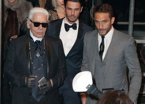 Photo Karl Lagerfeld Baptiste Giabiconi S Bastien Jondeau Lors De