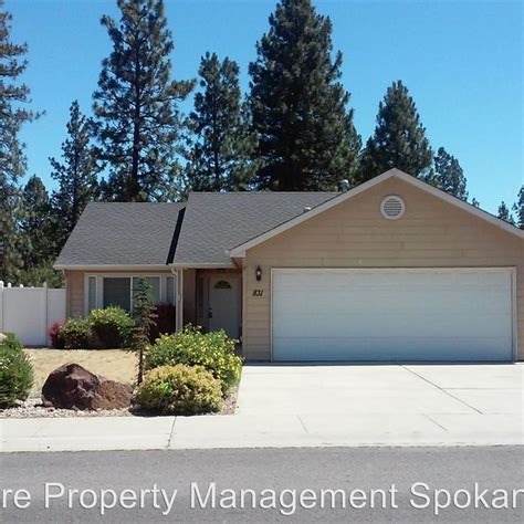 831 S Hallett St Medical Lake Wa 99022 3 Bedroom House For 1 400 Month Zumper