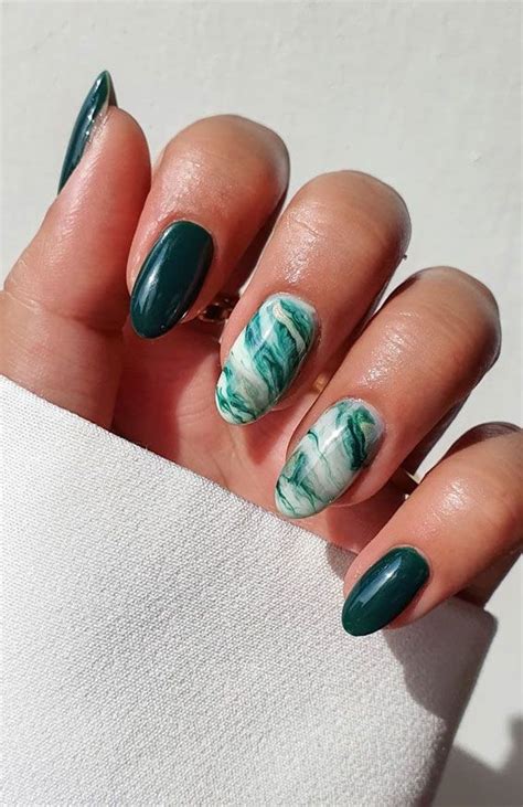 Stunning Winter Nail Designs With Green Marble