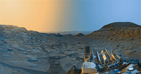 The Inside Story Behind Curiosity S Time Blended Mars Panorama Petapixel