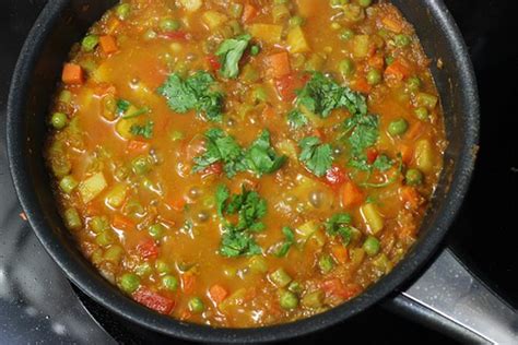 Mix veg recipe | Mixed vegetable curry recipe for chapathi rice