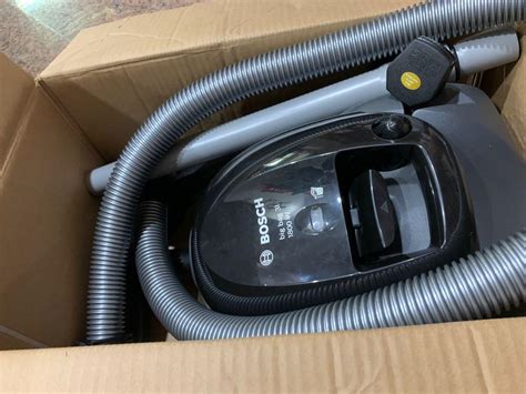 Bosch vacuum cleaner (Big Bag 3L, 1800W), Furniture & Home Living ...