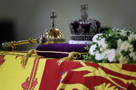 Les Fun Railles De La Reine Elizabeth Ii Se Tiennent En Ce Lundi