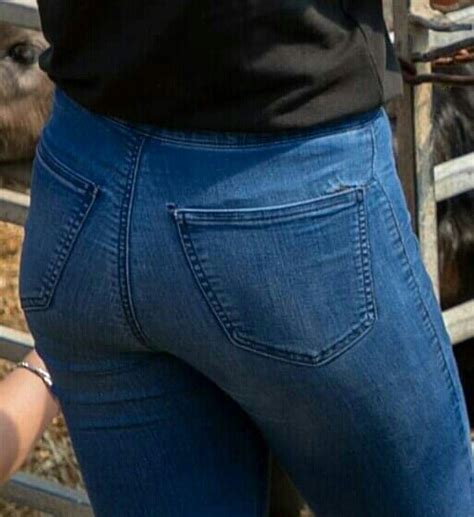 Tight Jeans On A Cute Ass Tight Jeans Forum