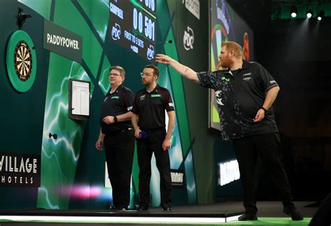 PDC World Darts Championship LIVE: Results, scores and updates from ...