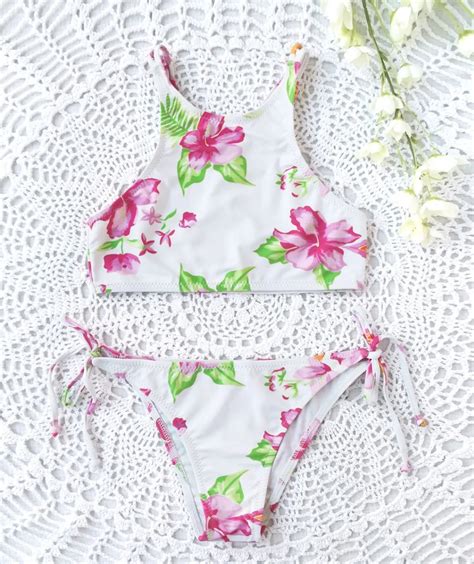 Midou 2019 Trendy Floral Print High Neck Women Bikini Set Sexy Summer