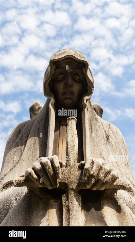 Old cemetery statue Stock Photo - Alamy