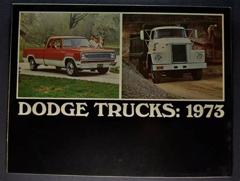 1973 Dodge D100 Club Cab