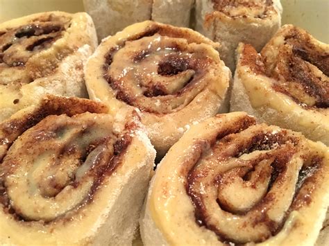 Protein Cinnamon Rolls Biolayne