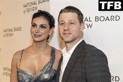 Morena Baccarin Cleavage 27 Pics What S Fappened