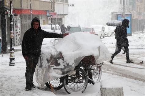 Van Da Kar Ya Etkili Oldu Son Dakika