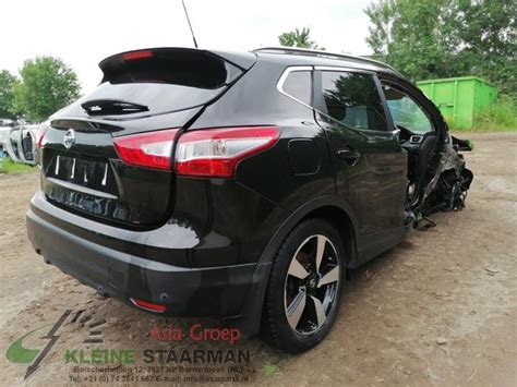 Nissan Qashqai 1 6 DIG T 163 16V Sloopvoertuig 2015 Zwart