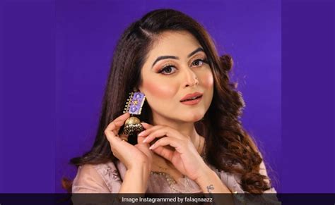 tunisha sharma death sheezan khans sister falaq naaz alleges media