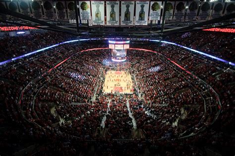 Top 10 best NBA stadiums for atmosphere, RANKED