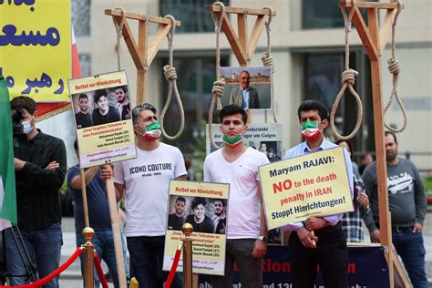 From Rally To Gallows Iranian Regime Threatens Hanging To Quell