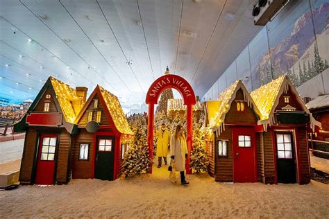 IN PHOTOS: Snowy Winter Christmas Wonderland at Ski Dubai | Dubai OFW